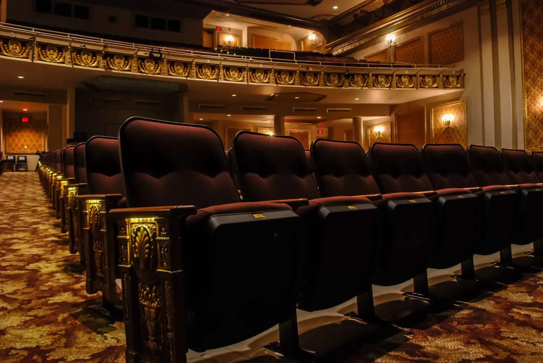 Theater und Unterhaltung
